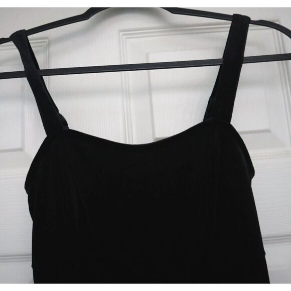 Old Navy 812909 Women’s Sz XS Black Sleeveless Fit & Flare Cami Velvet Jumpsuit - Picture 7 of 13
